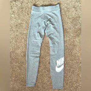 Slim fit Cotton Nike Leggings size Small, but fits like XS